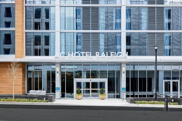 AC Hotel by Marriott Raleigh North Hills image 3